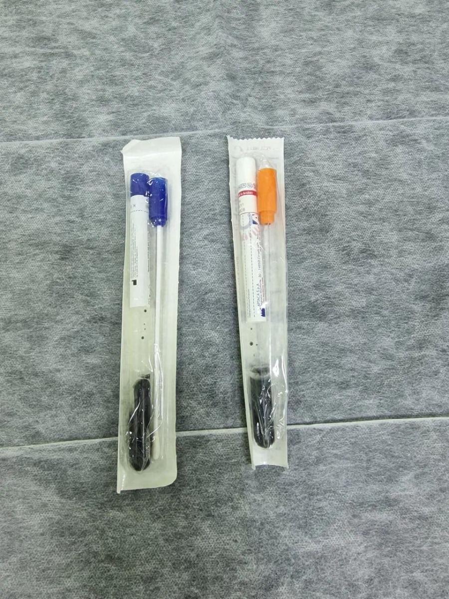 венеролог за микроскопом диагностика ЗППП