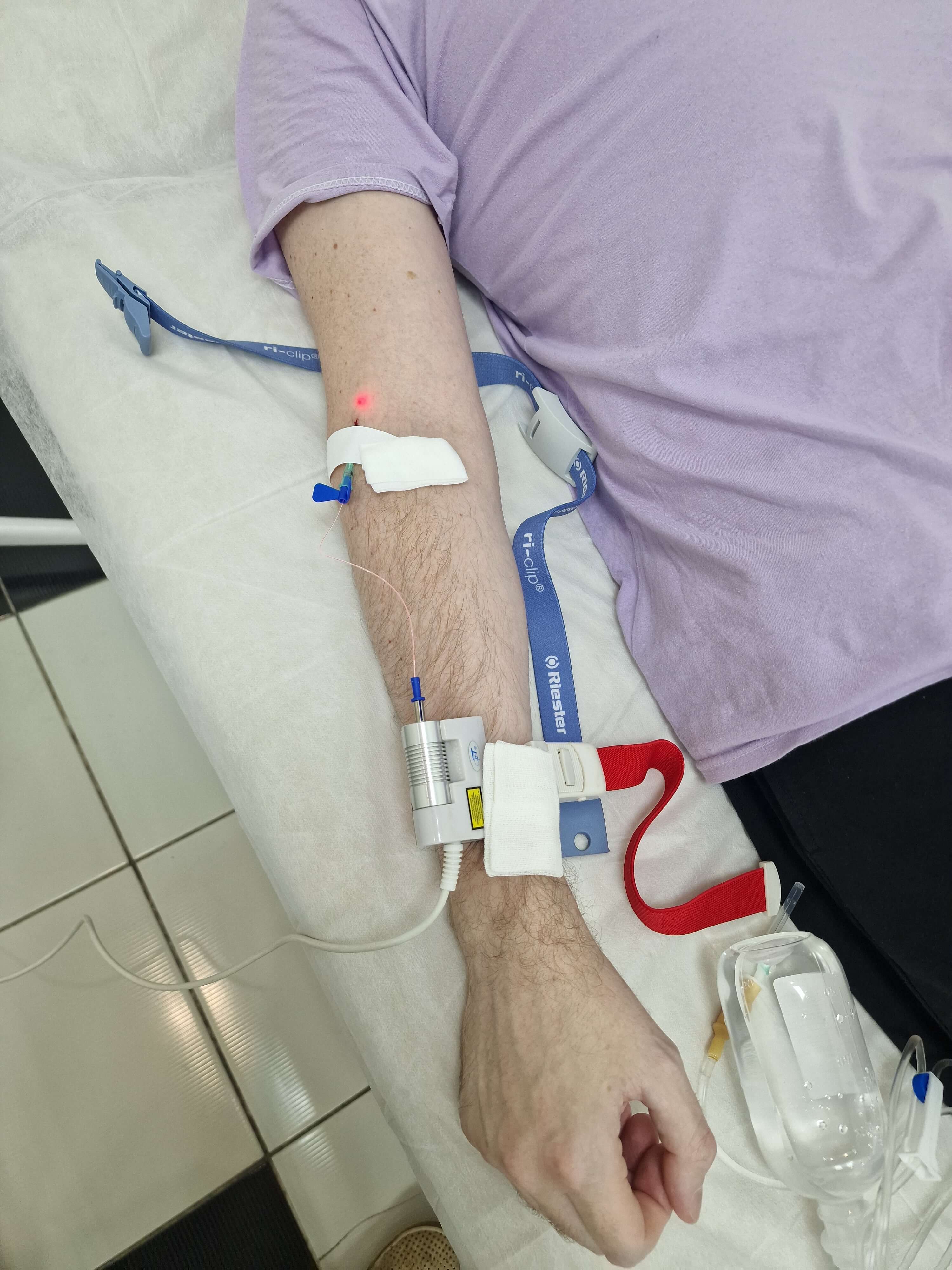 внутривенное облучение крови Лазерное и ультрафиолетовое внутривенное облучение крови